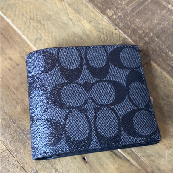 Coach signature compact ID men’s wallet - Picture 2 of 8
